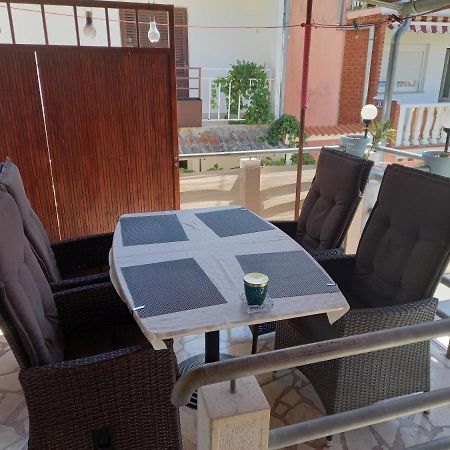 Apartman Goran Vodice Bagian luar foto